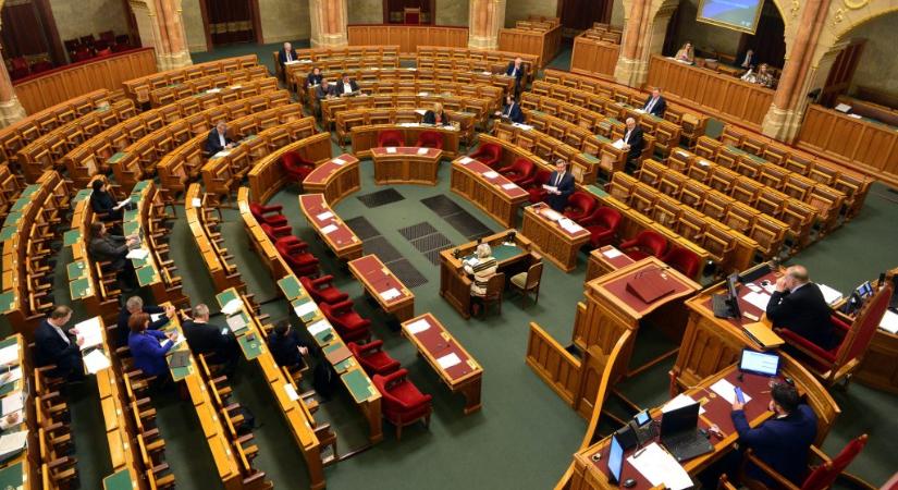 Kezdődik a parlament őszi ülésszaka