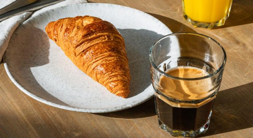 Hétfői friss hírek, forgalom, időjárás – Reggeli pakk