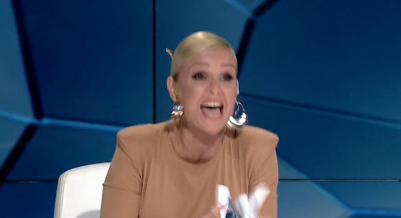 "Te anyaszomorító!" Még az ér is kidagadt a homlokán, úgy üvöltött zsűritársával Köllő Babett