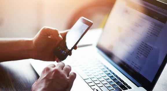 Aggasztó dolgok történnek a magyar folyószámlákkal