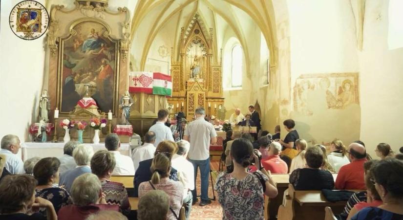 Öt felújított templomot adtak át Erdélyben, a magyar kormány támogatásával