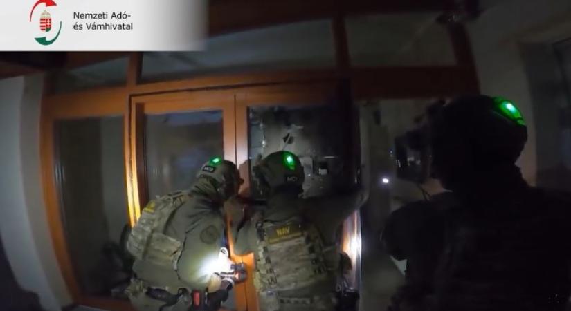 Szakmányban hamisították a mosószert – videóval