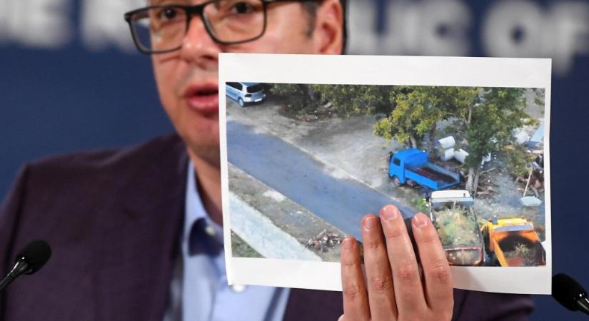 Rengeteg fegyvert találtak a koszovói rendőrgyilkosság helyszínén
