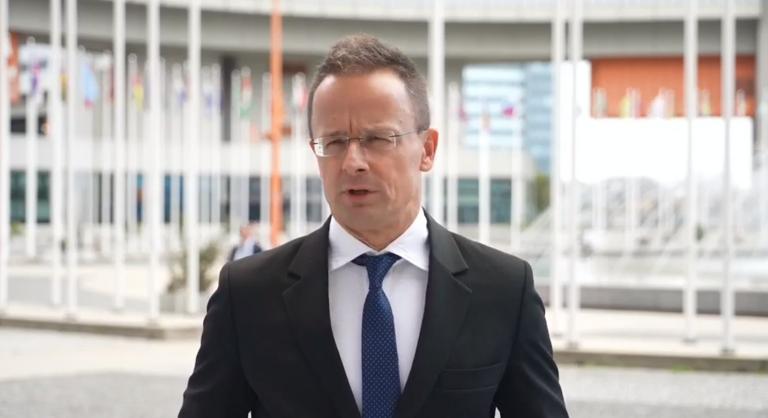 Szijjártó Péter: Menetrend szerint halad a paksi atomerőmű építése