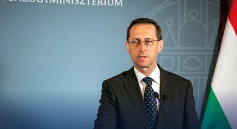 Varga Mihály a globális minimumadóról egyeztet