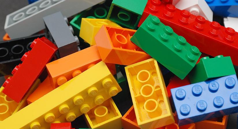 A Lego meggondolta magát: mégsem gyártja újrahasznosított műanyagból a kockáit