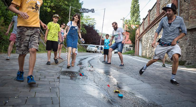 Félbeszakadt a pécsi hajóverseny