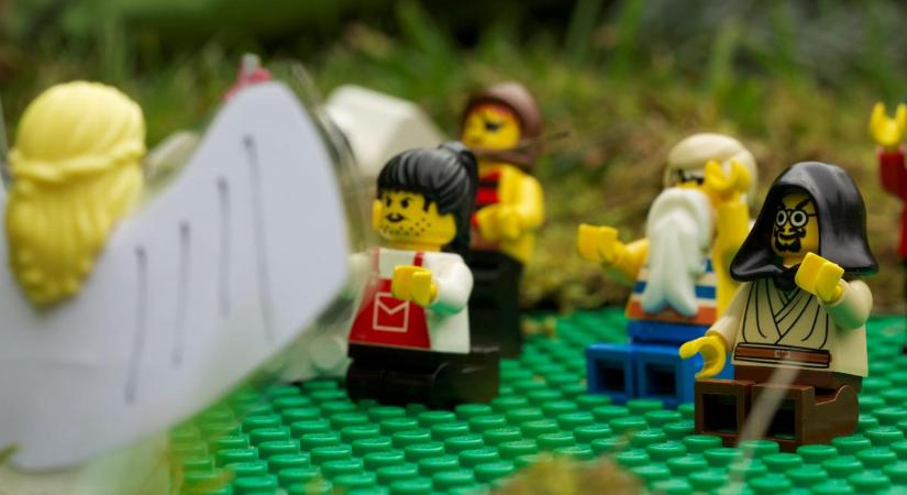 Nem várt döntést hozott az újrahasznosított műanyagokról a Lego