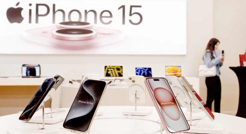 Megérkeztek a csúcskategóriás telefonok – az iPhone 15 Pro és az iPhone 15 Pro Max telefonok a legkeresettebbek az iCentre üzleteiben