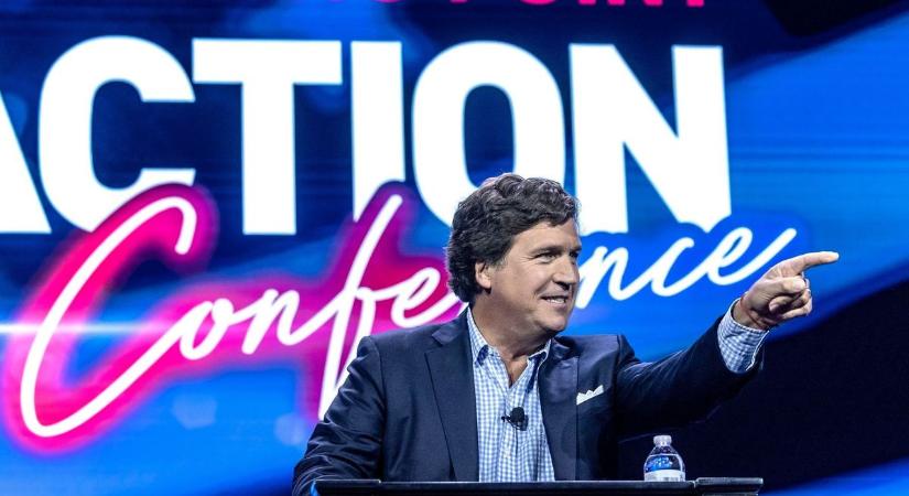Tucker Carlson: Az amerikai kormány megtiltotta, hogy interjút készítsek Putyinnal