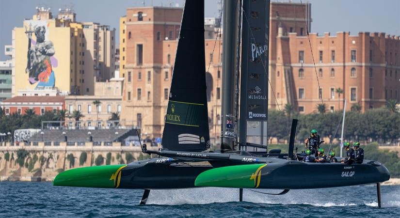 SailGP 2023 Taranto – Hárman egy ponton belül az élen – Élő közvetítés a futamokról