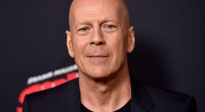 Összetörten közölte a szomorú hírt Bruce Willis felesége