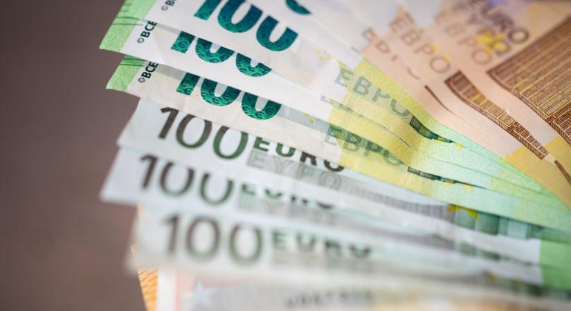 EU-pénzek: ettől tarthat a kormány, ha októberig nincs alku