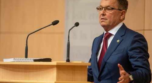 Matolcsy György: Az egypólusú világnak lassan vége lesz