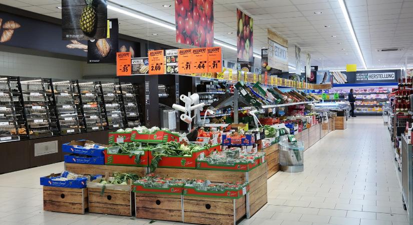 Megjött a kormány legújabb döntése: ez is a boltokat érinti