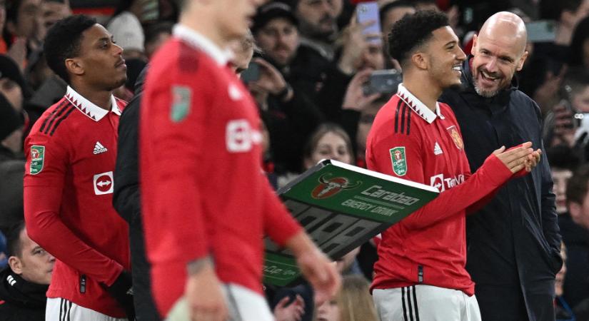 Már az edzésekről is kitiltották a Manchester United sztárjátékosát