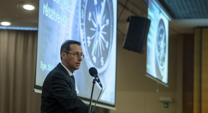Hamarosan megszólal Varga Mihály a forintról
