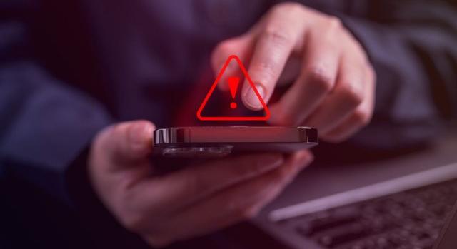 Adathalász kamubírság terjed SMS-ben, ne dőljön be a csalóknak!