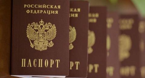 A megszállók a családi pótlék megvonásával zsarolják azokat, akik elutasítják az orosz személyi igazolványt átvételét