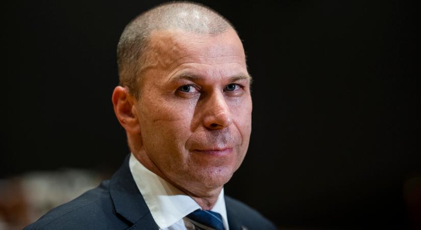 Vádat emeltek Peter Kovařík volt országos rendőrfőkapitány ellen