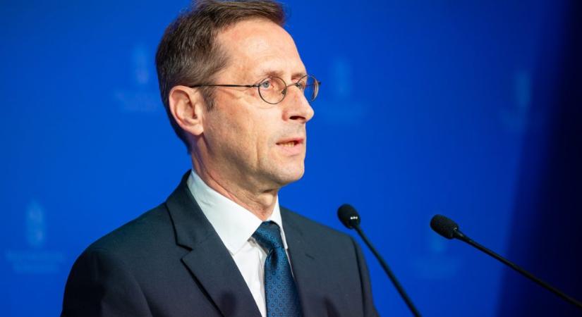Varga Mihály optimista, a második fél évre már gazdasági növekedést vár