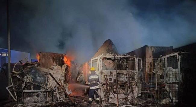 Két órán át lőtték a dunai kikötőt az oroszok, jelentős pusztítást végeztek