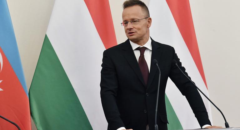 Berágtak Szijjártó Péterre a szlovákok, akik szerint Magyarország beavatkozik a választásokba