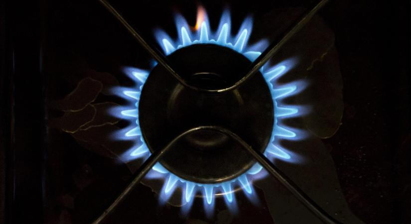 Publicus: A fideszesek négyötöde szerint Brüsszel miatt nem csökkennek az energiaárak