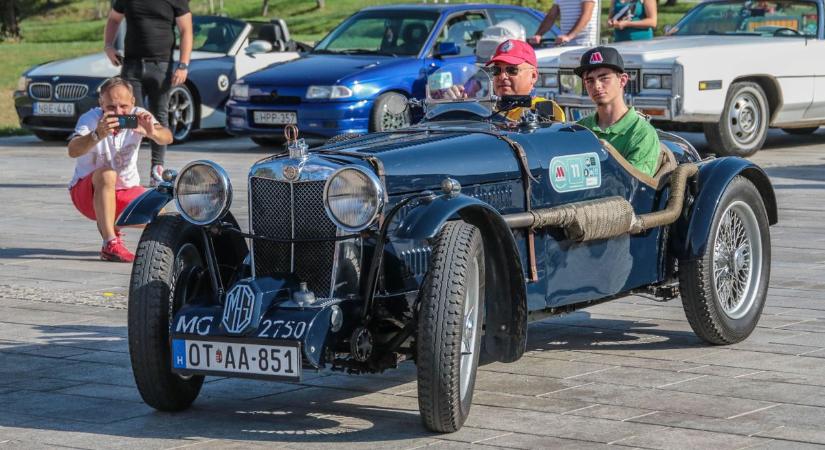 Fantasztikus régi autócsodák