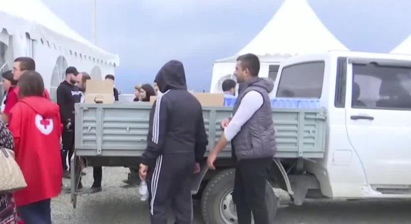 Menekülnek Karabahból az örmények