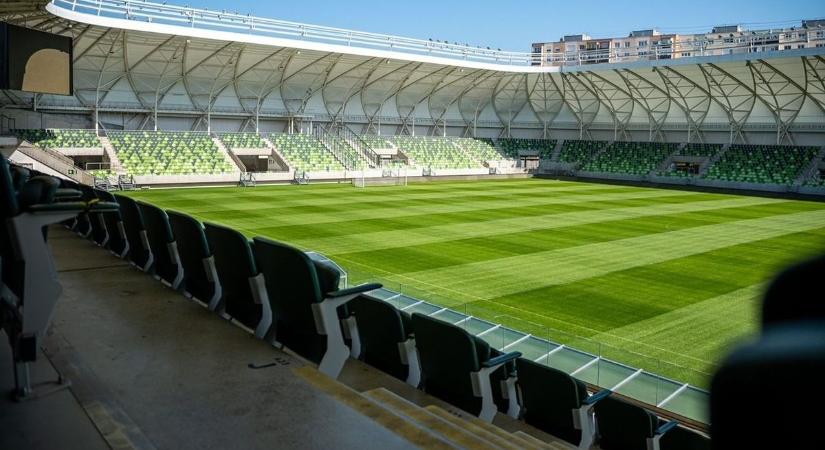 Így néz ki a Haladás-stadion új gyepszőnyege - fotó