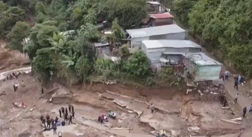 Hat ember meghalt, sokan eltűntek a guatemalai földcsuszamlásban