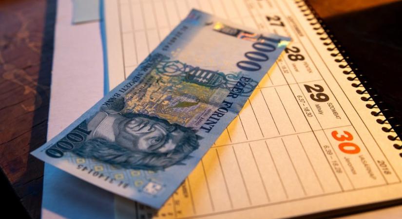 Az még nem győzelem, hogy júliusban a reálkeresetek már kevésbé csökkentek