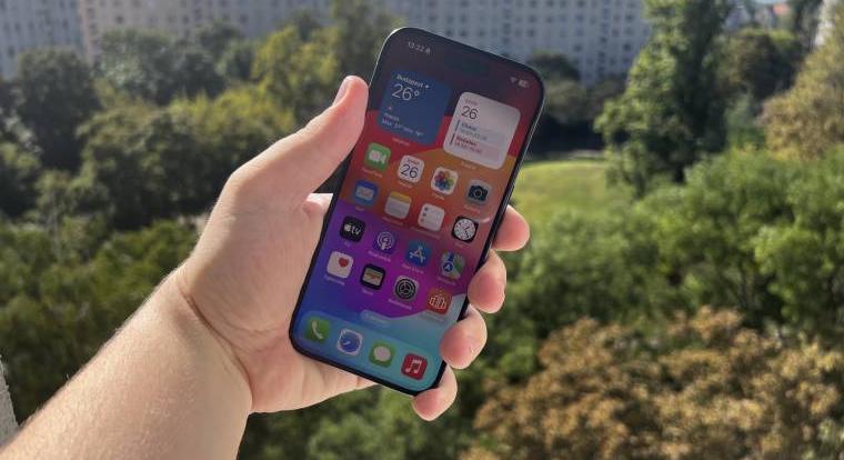 iPhone 15 Pro teszt - könnyű, és beleszeretni is