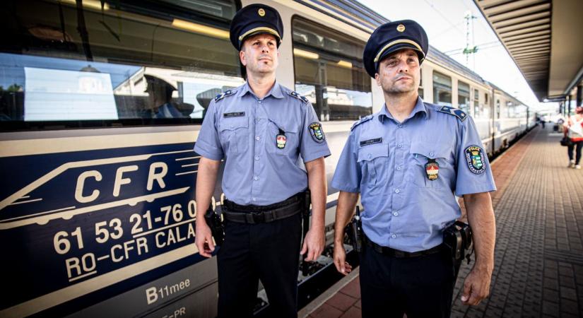 Rendőrök jártak a csabai vasútállomáson