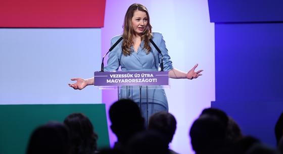 Donáth Anna: „Ne fogadják el, hogy a kormány hülyének nézi és megalázza őket!”