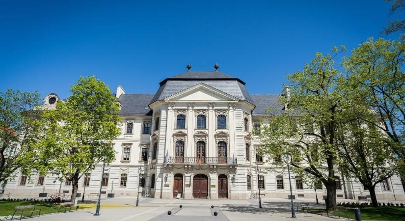 Az egri egyetemet és gyakorló iskoláját is fejlesztették ebben a beruházásban