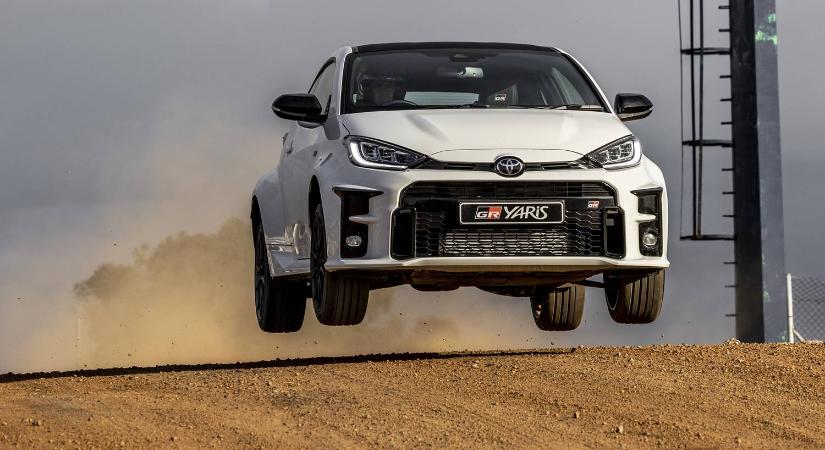 Még dühösebb lesz a Toyota apró méregzsákja