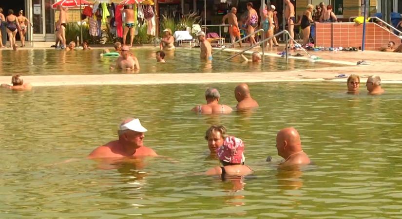Hamarosan zár az ország legnagyobb termálstrandja