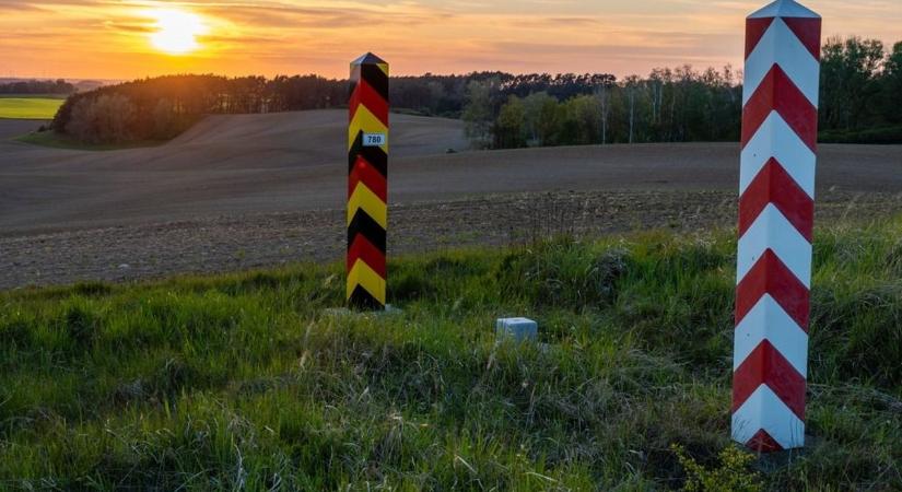 Hivatalos: Németország bevezeti az ellenőrzéseket a lengyel és a cseh határokon