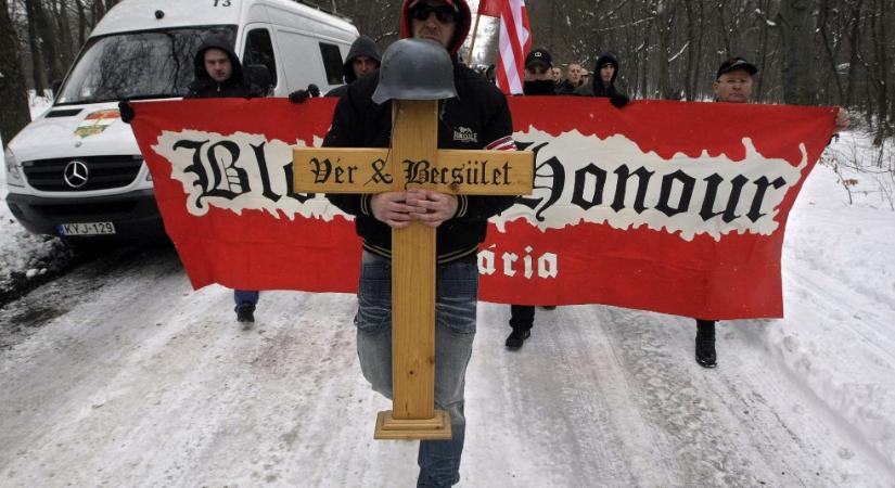 Ellentüntetéssel várja Sopron az oda érkező újnácikat