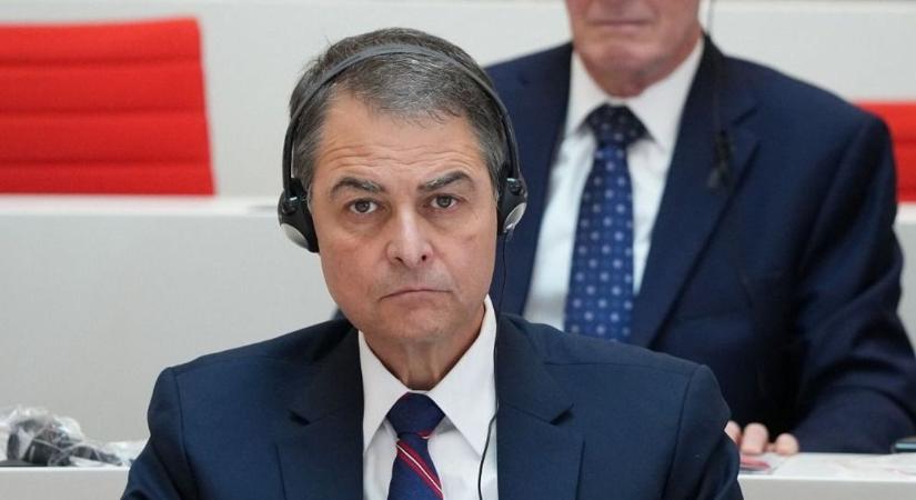 Lemondott a kanadai házelnök, miután megtapsoltatta Zelenszkijjel a volt SS-katonát