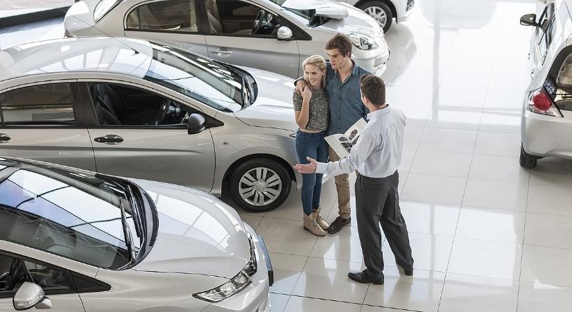Autókereskedők figyelmébe: egyoldalúan nem emelhető az új verda ára