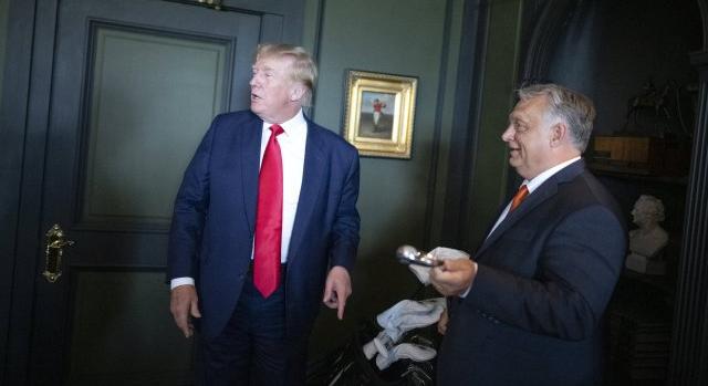 Washington Post: Trump visszatérése segítene elfedni, hogy milyen sötét érdekek fűzik össze Orbánt és Putyint