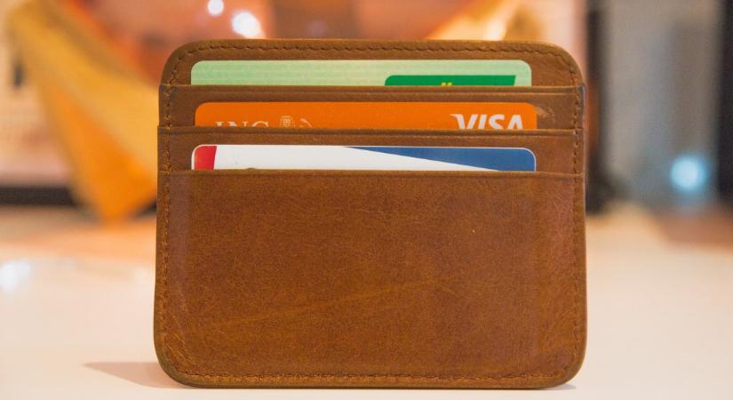 Az elmúlt hónapokban már napi 75 millió forintot loptak el az internetes csalók