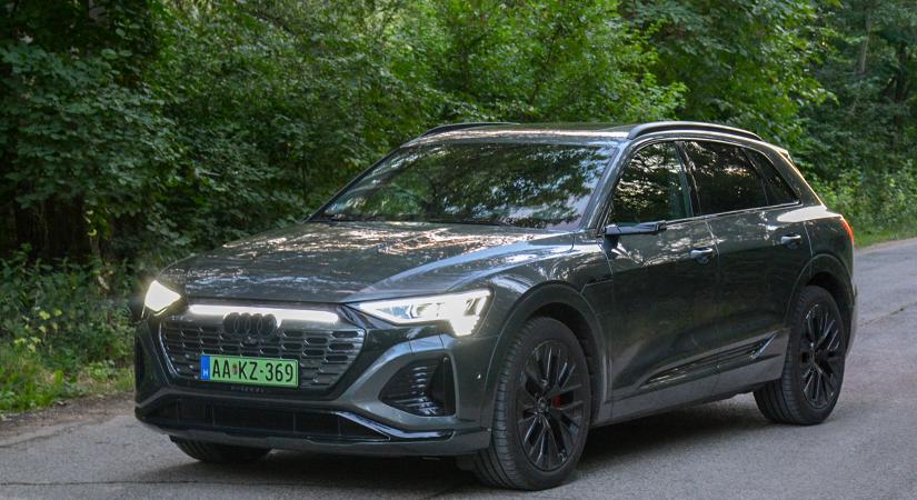 Audi Q8 E-tron S line 55 quattro – Jövő-menő