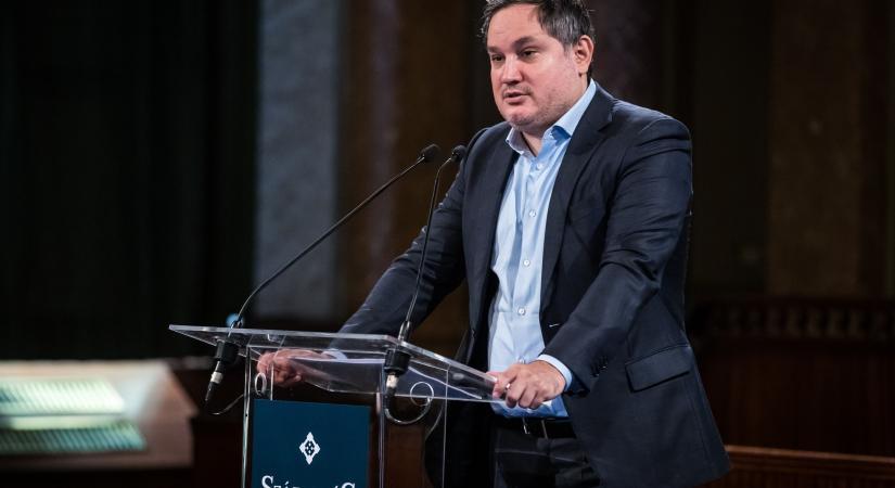 Eladja a kormány a mátraházai honvéd üdülőt is