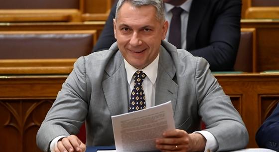 Van azért még olyan útépítés, amit átenged Lázár János