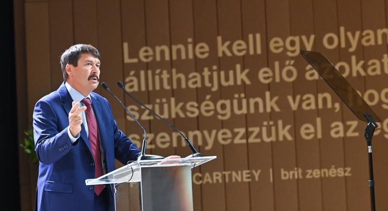 Áder János: Legyünk mi az a nemzedék, amely ezt az önsorsrontást befejezi