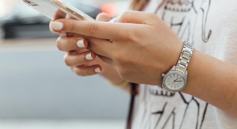 Ha külföldön bajba kerülnénk, ez az új telefonos alkalmazás segít